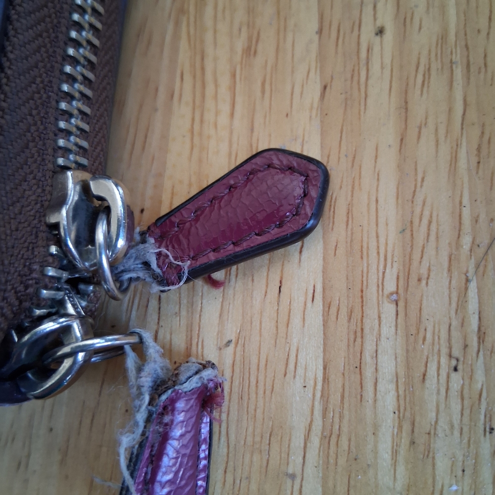 Coach Brown Signature Zip Wallet - Picture 3 of 7